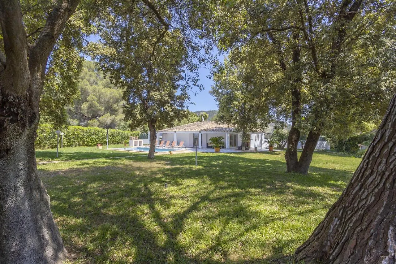 Villa Romeo 454 Crestatx Spain